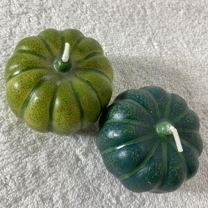 5/$35 Vintage Green Mini Pumpkin Candles x2